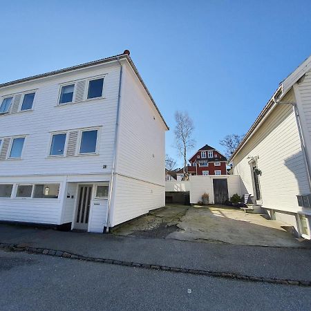 Central Bnb Stavanger At Bertis Ap4 Экстерьер фото